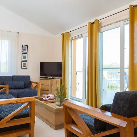 Apartment Augusta Pasadur Uble