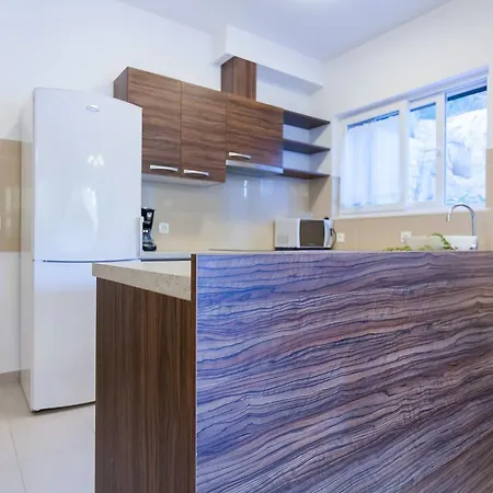 Apartment Augusta Pasadur *