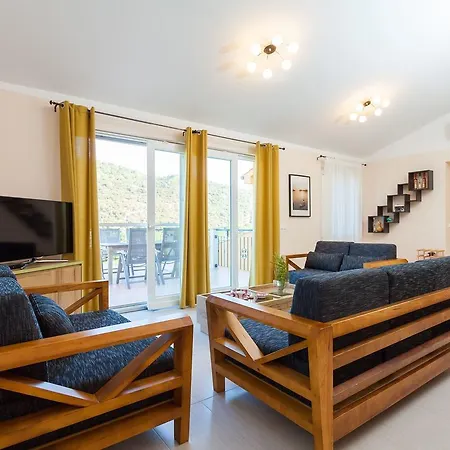 Apartment Augusta Pasadur