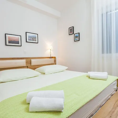 Apartman Augusta Pasadur Uble