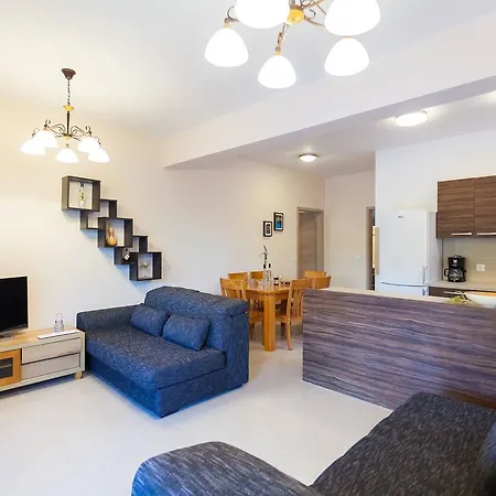 Apartman Augusta Pasadur Uble